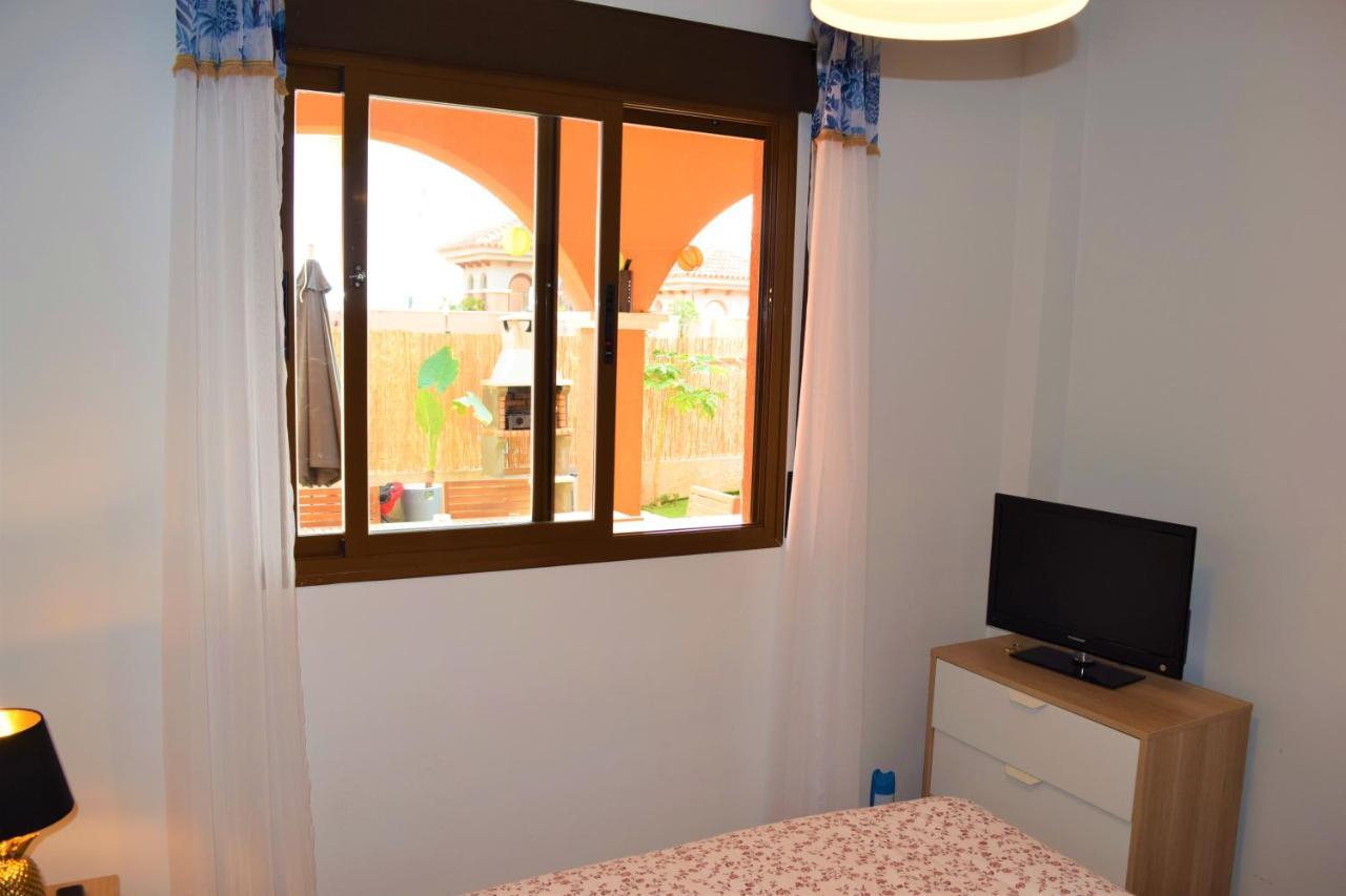 Espacioso Apartamento Con Preciosos Jardines Y Bbq Isla Plana Dış mekan fotoğraf