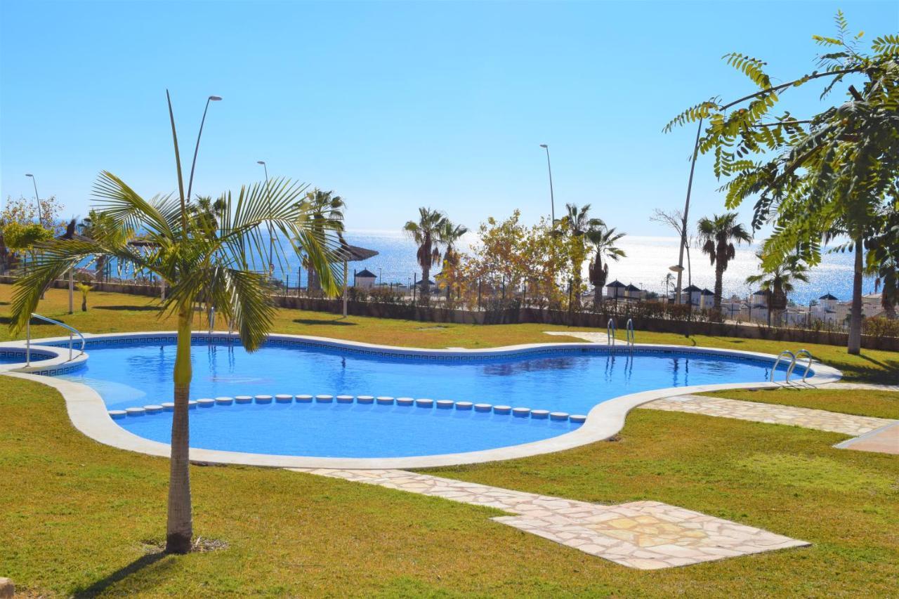 Espacioso Apartamento Con Preciosos Jardines Y Bbq Isla Plana Dış mekan fotoğraf